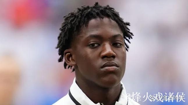 12月最新足坛转会传闻汇总：曼联拒放梅努离队，皇马巴黎抢人失败