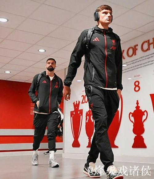 利物浦后悔了吗？玛玛达面对巴萨被狂灌7球