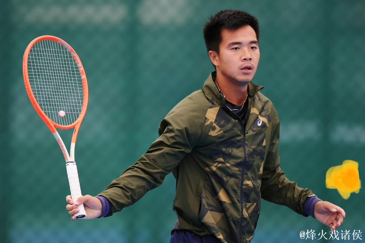 第五届“金球制胜”网球大奖赛开赛 孙发京到场