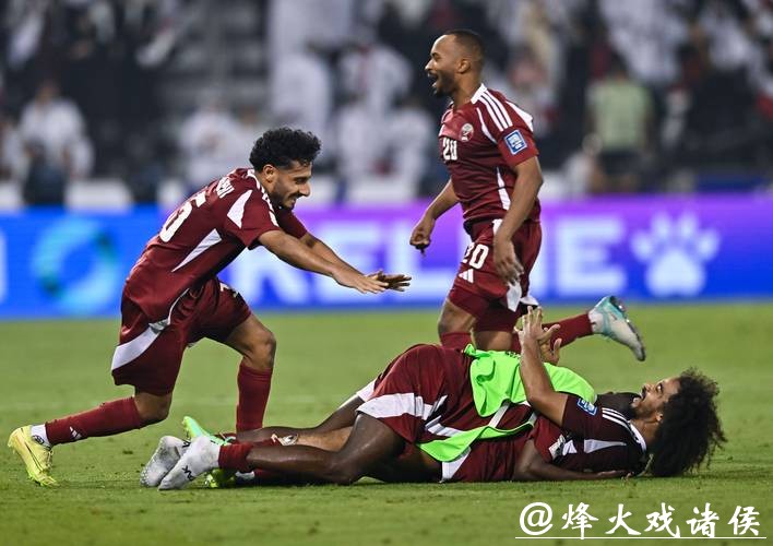 卡塔尔世界杯背后的挑战与机遇